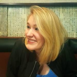 Meet your Posher, Danielle